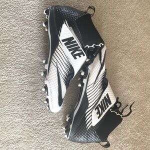 Nike Lunarbeast strike pro TD football cleats